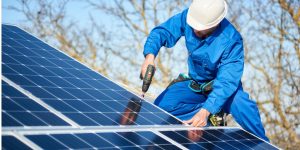 Installation Maintenance Panneaux Solaires Photovoltaïques à Rochefort-du-Gard